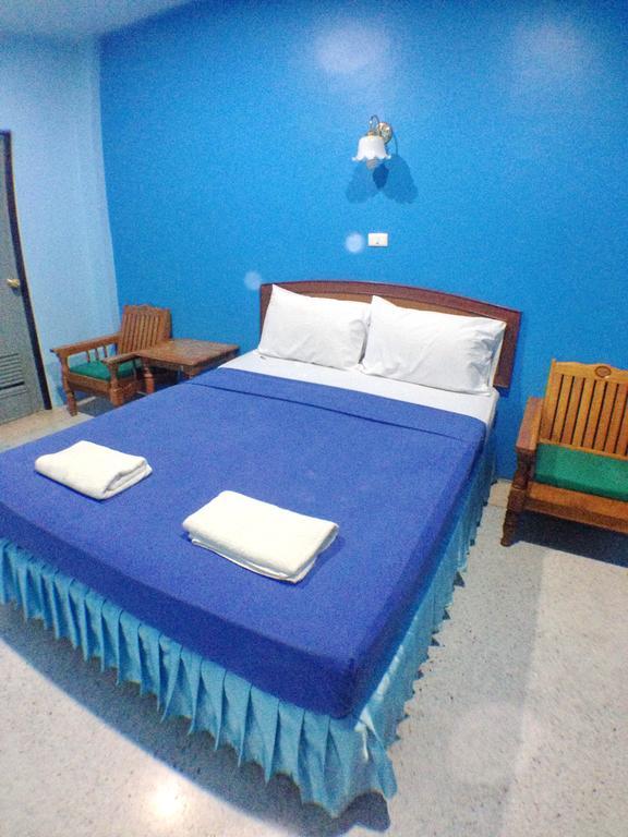 Baifern Mansion Hostel Krabi Exterior photo