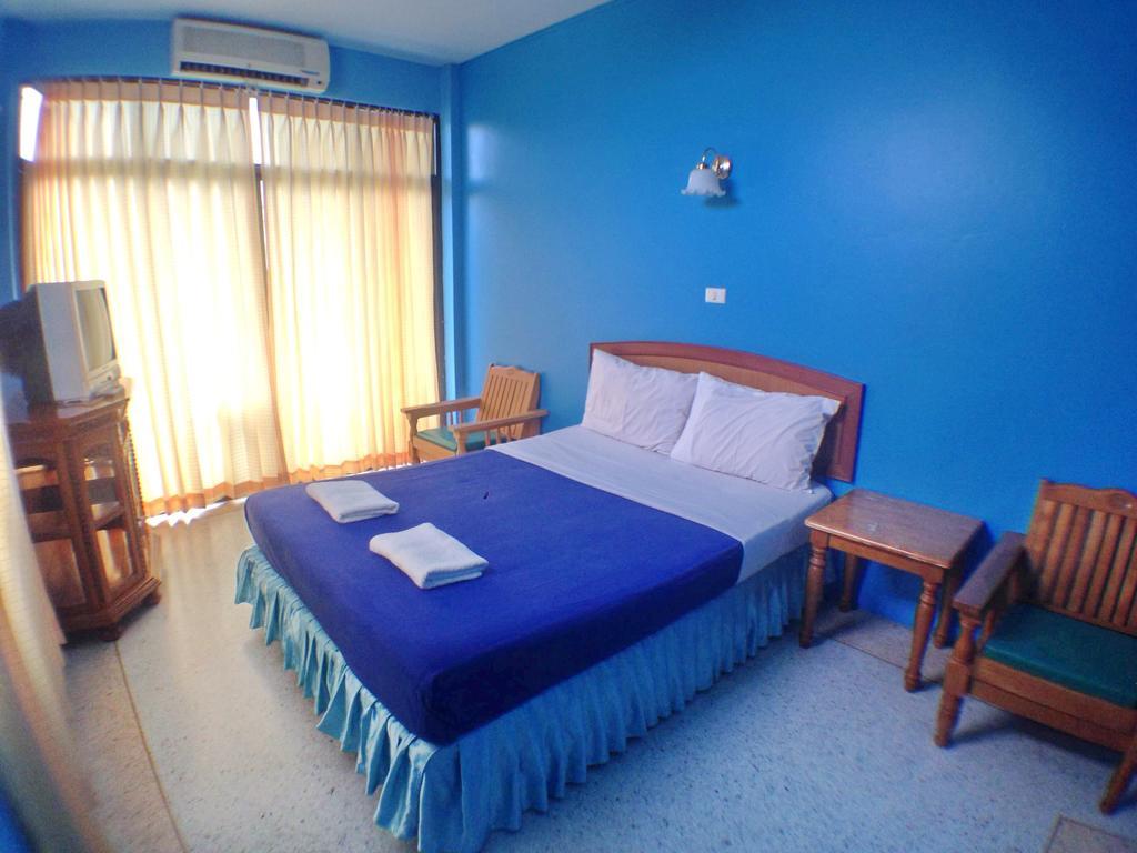 Baifern Mansion Hostel Krabi Exterior photo
