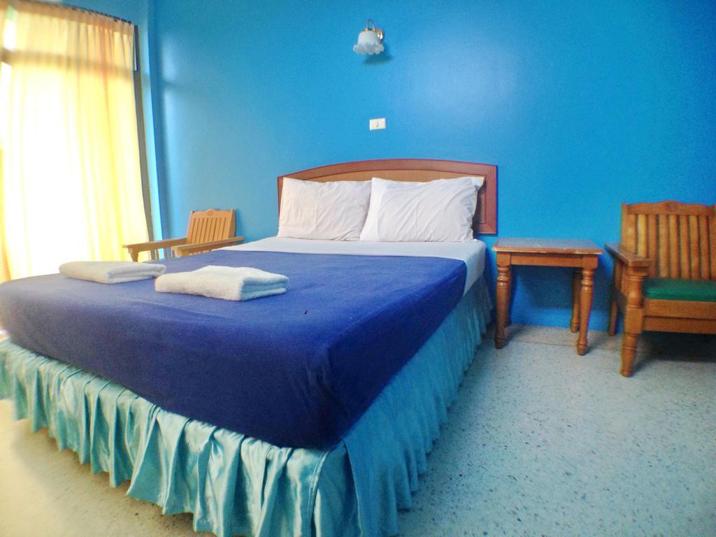 Baifern Mansion Hostel Krabi Exterior photo
