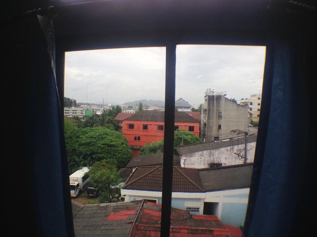 Baifern Mansion Hostel Krabi Exterior photo